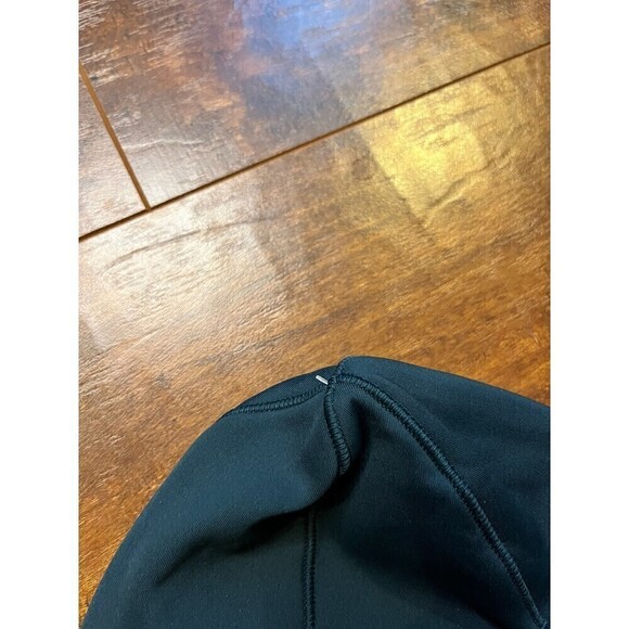 Lululemon Run for It All Beanie in Submarine One Size - Picture 3 of 5